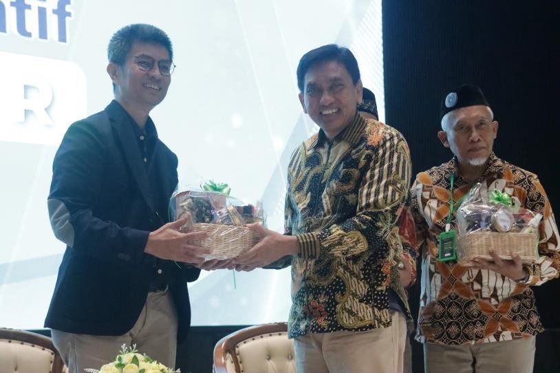 Investasi Emas atau Dinar: Menimbang Hikmah, Keuntungan, dan Strategi Bijak dalam Menyimpan Nilai Dr Ulul Albab Ketua ICMI Orwil Jawa Timur