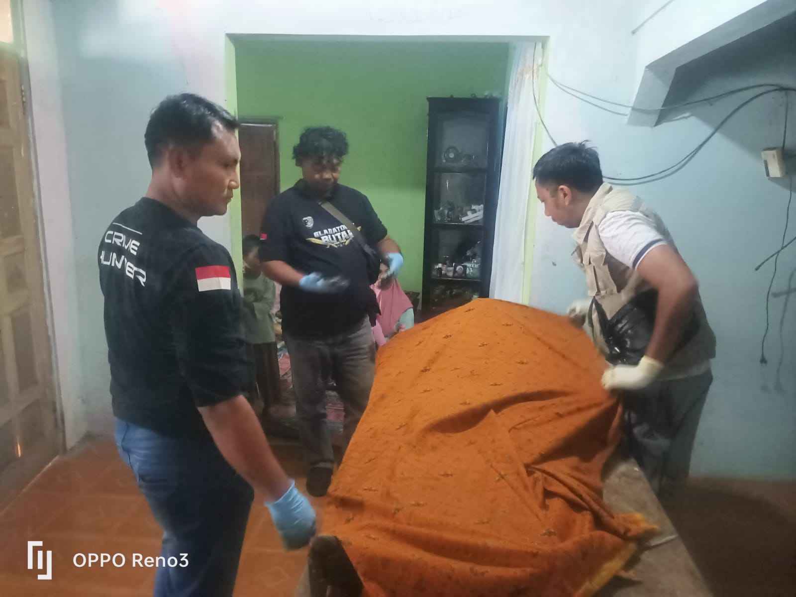 Mencari Ikan saat Flushing (pladu) Seorang Kakek Terjebur Sungai Brantas lalu Meninggal Kakek KSN 67 Meninggal Dunia saat Mencari Ikan di Sungai Brantas