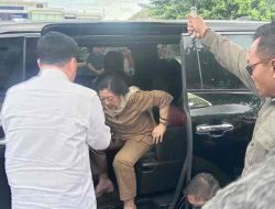 Megawati Ziarah ke Makam Bung Karno di Blitar, Ditemani Sejumlah Politisi PDIP Megawati Ziarah ke Makam Bung Karno di Blitar, Ditemani Sejumlah Politisi PDIP