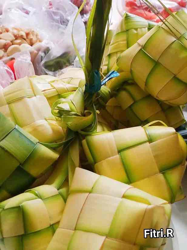 Makna Mendalam Ketupat, Simbol Lebaran yang Kaya Filosofi Ketupat Menjadi Makanan Khas saat Perayaan Hari Raya Idul Fitri