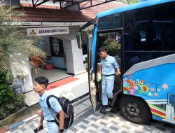 Warga Surabaya Langsung Rasakan Program 1 Keluarga Miskin, 1 Sarjana Lewat “Omah Ilmu Arek Surabaya”