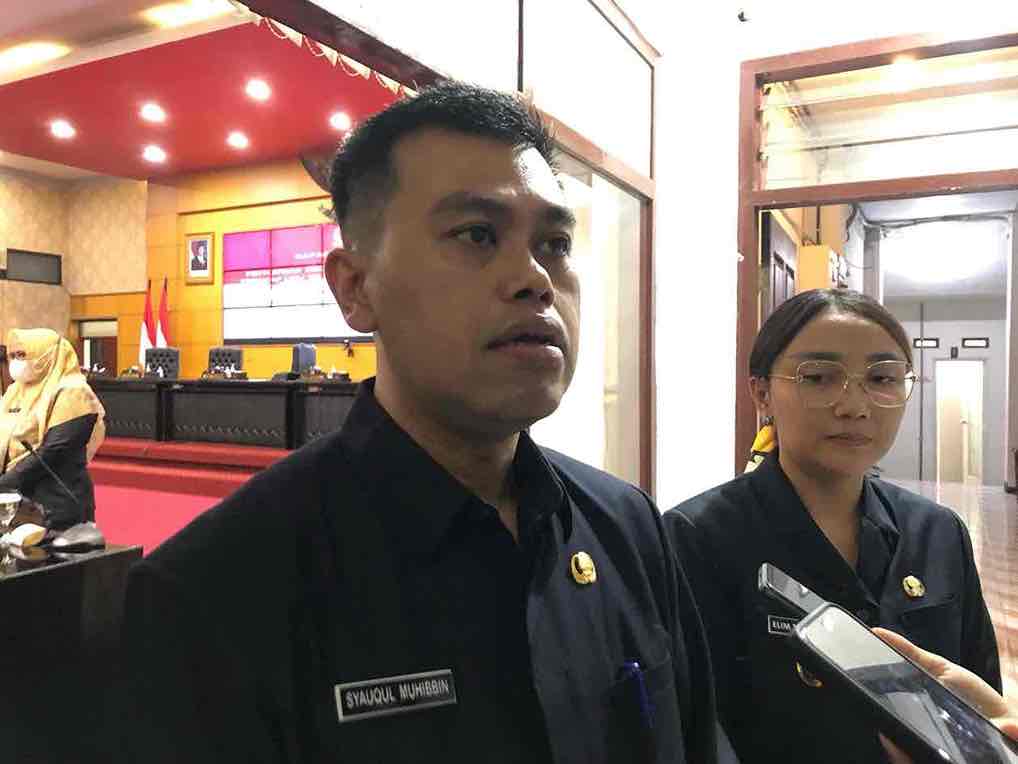 Pemkot Blitar Kaji Ulang Program Sepeda Gratis untuk Siswa, Efek Efisiensi Anggaran Wali Kota Blitar, Syauqul Muhibbin dan Wakil Wali Kota Blitar, Elim Tyu Samba