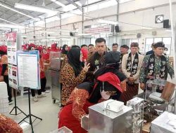 Pemkot Blitar Prioritaskan BLT DBHCHT untuk Pekerja Industri Rokok Pemkot Blitar Prioritaskan BLT DBHCHT untuk Pekerja Industri Rokok