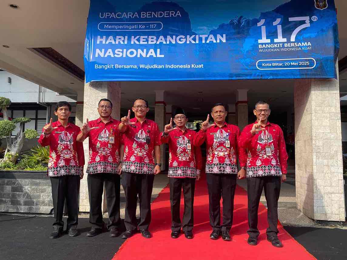 Kabag Umum Kesbangpol Hukum Disbudpora Setda Kota Blitar