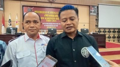 Pemkab Blitar Izinkan Sound Sistem untuk Karnaval, tapi Ada Batasan Kadis Dispora Kab Blitar Anindya Putra Robertus bersama Wabub Beky Herdiansah