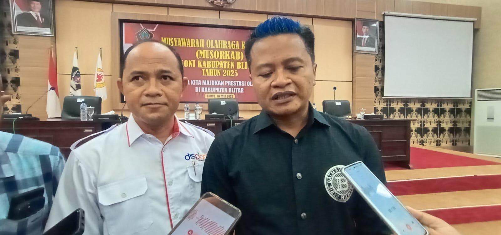 Dispora Kabupaten Blitar tidak Berangkatkan Semua Atlet ke Porprov Jatim 2025, Fokus Berprestasi bukan Rekreasi Kadis Dispora Kab Blitar Anindya Putra Robertus bersama Wabub Beky Herdiansah