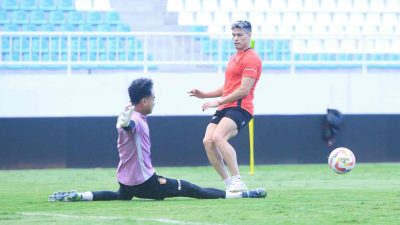 Pemain Persik Kediri Berlatih