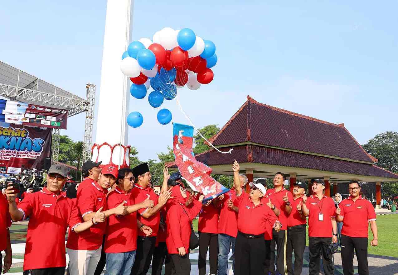 Hore Warga Blitar Bisa Nikmati 351 Titik Internet Si Rizky Gratis Peresmian Internet Gratis di 351 Titik oleh Bupati Blitar Drs H Rijanto MM di Alun alun Kanigoro