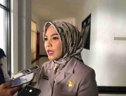 DPRD Blitar Minta Makan Bergizi Gratis untuk Atasi Stunting DPRD Blitar Minta Makan Bergizi Gratis untuk Atasi Stunting