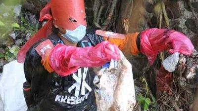 Keren! Ini Dia Sosok Superhero Asli Blitar Ini Cinta Lingkungan ‎