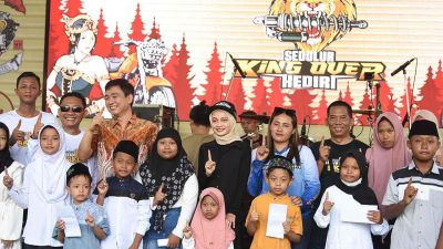 Wali Kota Kediri Vinanda