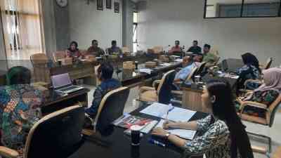 Pansus RPJMD DPRD Tekankan Sinkronisasi Program dengan Visi Bupati Blitar Pansus RPJMD DPRD Tekankan Sinkronisasi Program dengan Visi Bupati Blitar