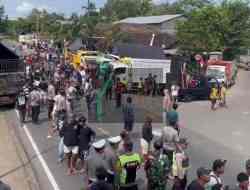 Bawa Miras, 10 Orang Demontrans ODOL Dibekuk Polisi