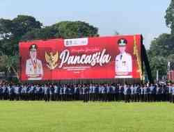 Upacara Hari Lari Pancasila di Blitar, Wagub Tegaskan Pancasila Dasar Negara Upacara Hari Lari Pancasila di Blitar, Wagub Tegaskan Pancasila Dasar Negara