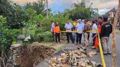 Sejumlah Infrastruktur di Trenggalek Rusak, Pemprov Turun Mitigasi Sejumlah Infrastruktur di Trenggalek Rusak, Pemprov Turun Mitigasi