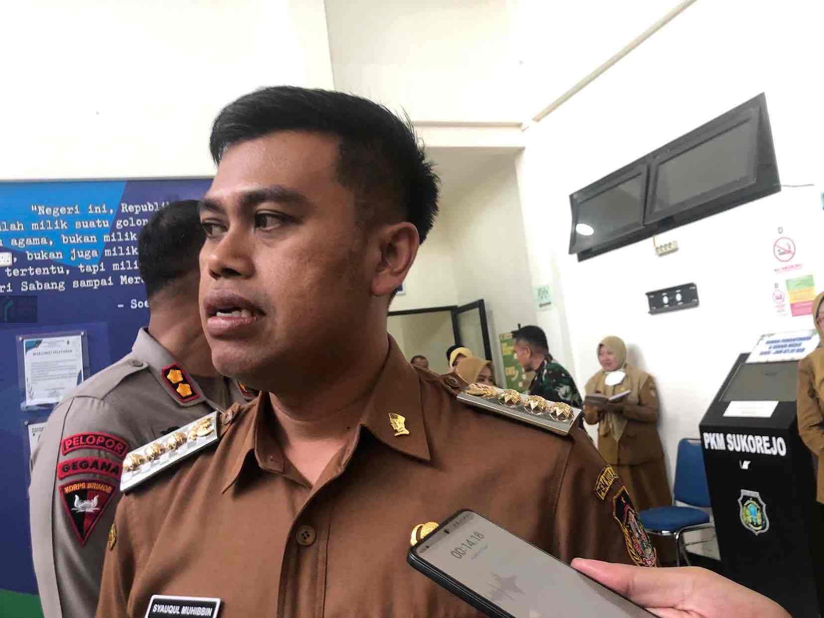 Buku Kendali Siswa di Kota Blitar Berlaku September, Dispendik Blitar Dorong Aktivitas Positif Walikota Blitar Syauqul Muhibbin Saat mengunjungi Puskesmas Sukorejo