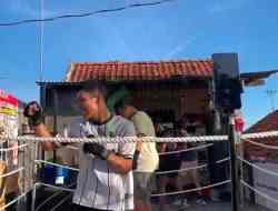 Seorang Bapak di Kebumen Ubah Loteng Rumah Jadi Boxing Camp jadikan Atlet Profesional Seorang Bapak di Kebumen Ubah Loteng Rumah Jadi Boxing Camp jadikan Atlet Profesional