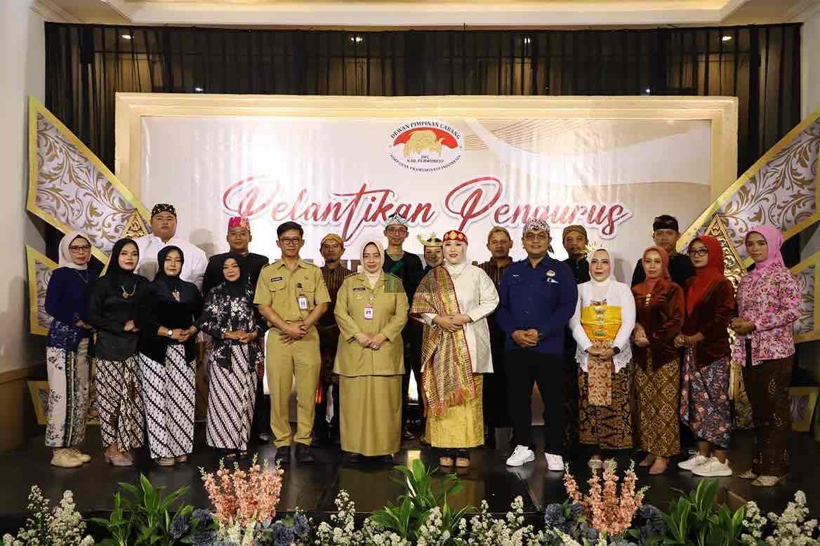 Bupati Purworejo Yuli Hastuti SH