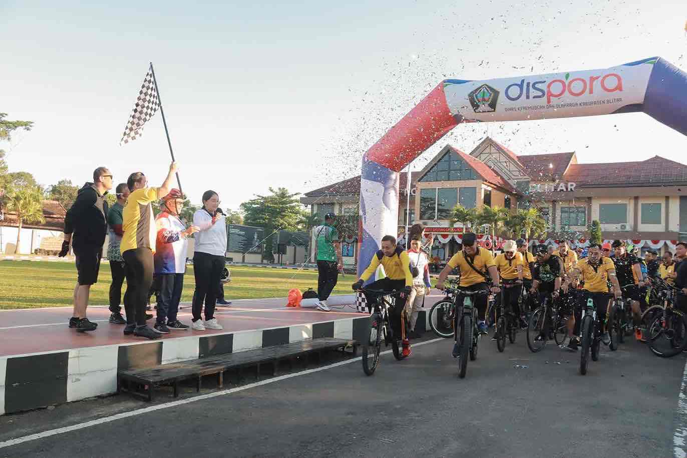 Peringati HUT Bhanyangkara ke 79, Polres Blitar Gelar Gowes Bersama Forkopimda Blitar Raya Gowes Forkopimda Blitar