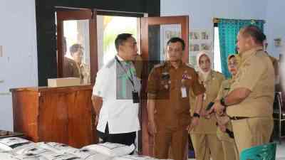 Gubernur Jawa Tengah Ahmad Luthfi Meninjau Gerakan Pangan Murah GPN di Kabupaten Purworejo