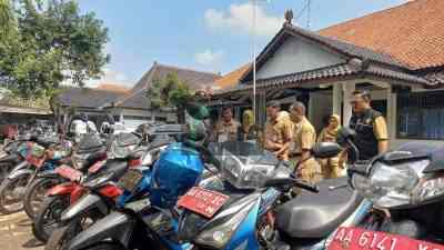 Mobil Dinas Disporapar Kabupaten Purworejo