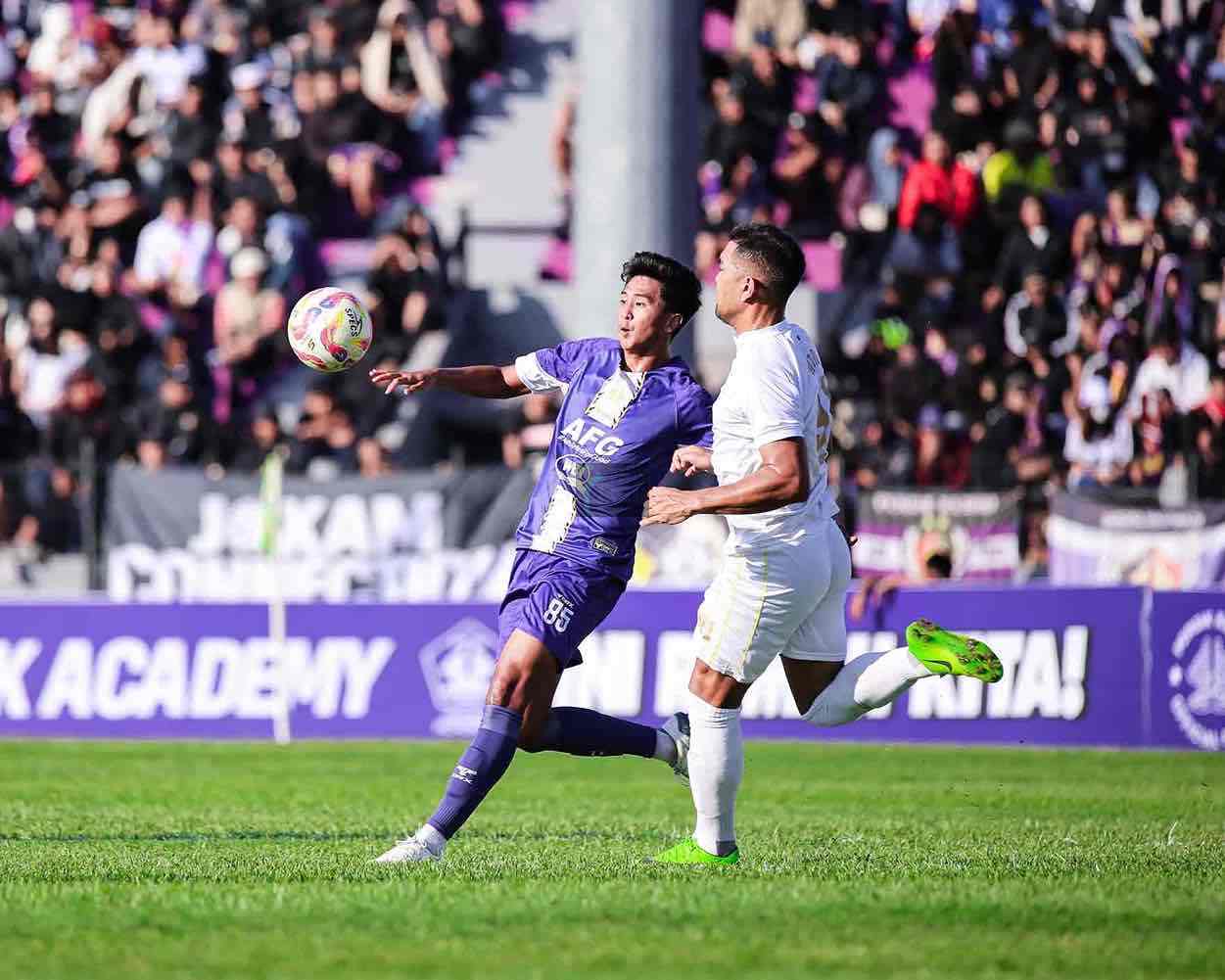 Kalahkan Asia Warrior 2-0, Owner Persik Kediri Arthur Irawan : Kami Percaya Pelatih Ong Kim Swee Persik Kediri Menang 2 0 atas Asia Warrior di Laga Pramusim Liga 1 20252026 di Stadion Brawijaya Kota Kediri