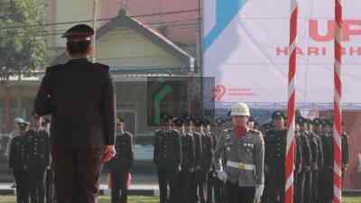 Upacara Polisi Polri