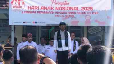 Wagub Jatim Emil Elestianto Dardak