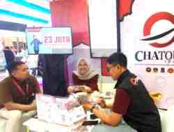 Chatour Travel Raih Sukses Besar di Royal Plaza Surabaya, Gaet 50 Keluarga untuk Berangkat Umrah Chatour Travel Raih Sukses Besar di Royal Plaza Surabaya, Gaet 50 Keluarga untuk Berangkat Umrah