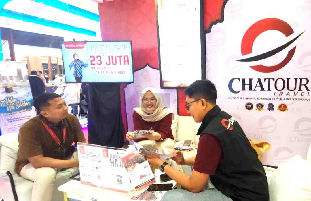 Chatour Travel Raih Sukses Besar di Royal Plaza Surabaya, Gaet 50 Keluarga untuk Berangkat Umrah IMG 20250824 WA0001