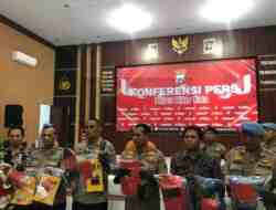 Hanya Masalah di Ranjang, Warga Blitar Cekik Kekasih hingga Tewas di Rumah Kos Hanya Masalah di Ranjang, Warga Blitar Cekik Kekasih hingga Tewas di Rumah Kos