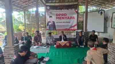 Ketua DPRD Purworejo Tunaryo S.Sos Menghadiri Program DPRD Menyapa bersama Puluhan Petani Millennial di Kabupaten Purworejo
