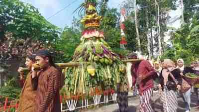 Kirap Tumpeng Merti Dusun atau Sedekah Bumi 22SaparanJolenan Dusun Sibentar RW 2 Desa Tlogoguwo Kecamatan Kaligesing Purworejo