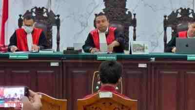 Majelis Hakim PN Kabupaten Kediri Menjatuhkan Hukuman Mati kepada Yusa Cahyo Utomo Pelaku Pembunuhan Satu Keluarga di Kediri