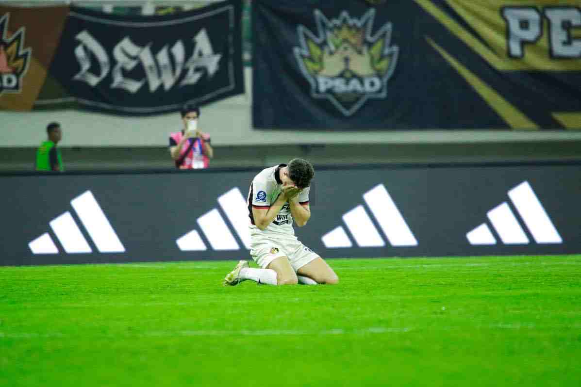 Dihajar Dewa United 3-1, Akui Persik Kediri Ong Kim Swee Akui Anak Asuhnya Bermain Jelek Pemain Persik Kediri Menyesali Kekalahan 3 1 dari Dewa United di Banten Internasional Stadium