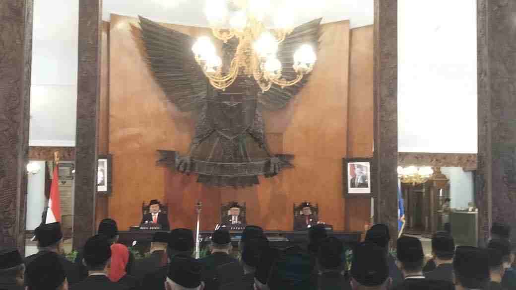 Pemkab Blitar Gelar Mutasi, 8 OPD Masih Kosong Pemkab Blitar Gelar Mutasi di Pendopo Ronggo Hadinegoro