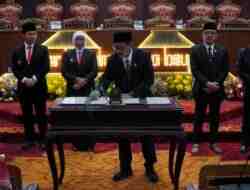 DPRD Provinsi Jatim Sepakati KUA-PPAS 2025 Pemprov Jatim DPRD Provinsi Jatim Sepakati KUA-PPAS 2025 Pemprov Jatim