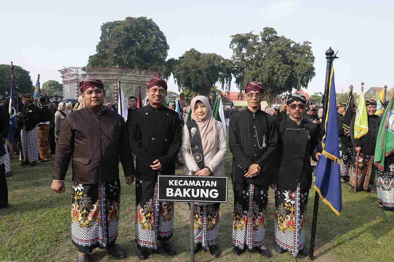 Peserta Pisowanan Agung saat Upacara di Alun-Alun Kota Blitar