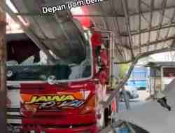 Sopir Tidur, Truk Jalan Sendiri Lalu Menabrak Warung di Bence Garum Sopir Tidur, Truk Jalan Sendiri Lalu Menabrak Warung di Bence Garum