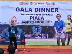 Wali Kota Kediri Gelar Piala Walikota Sepakbola Wanita, Berharap ada Liga Sepakbola Khusus Wanita Wali Kota Kediri Gelar Piala Walikota Sepakbola Wanita, Berharap ada Liga Sepakbola Khusus Wanita