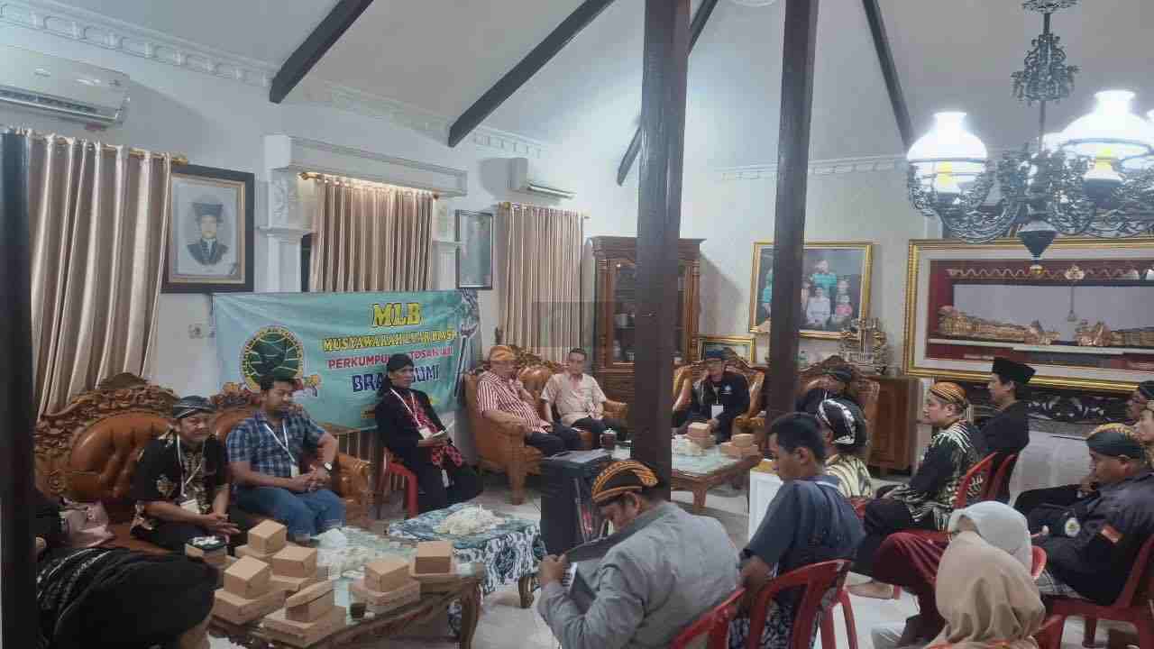 Darori Wonodipuro Gandeng Seniman Kebumen, Perkuat Kebangsaan Lewat Empat Pilar Anggota DPR RI dari Fraksi Partai Gerindra Ir. KRT. H. Darori Wonodipuro MM. IPU