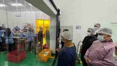 Bupati Blitar Rijanto Mengunjungi SPPG Satreyan Kanigoro