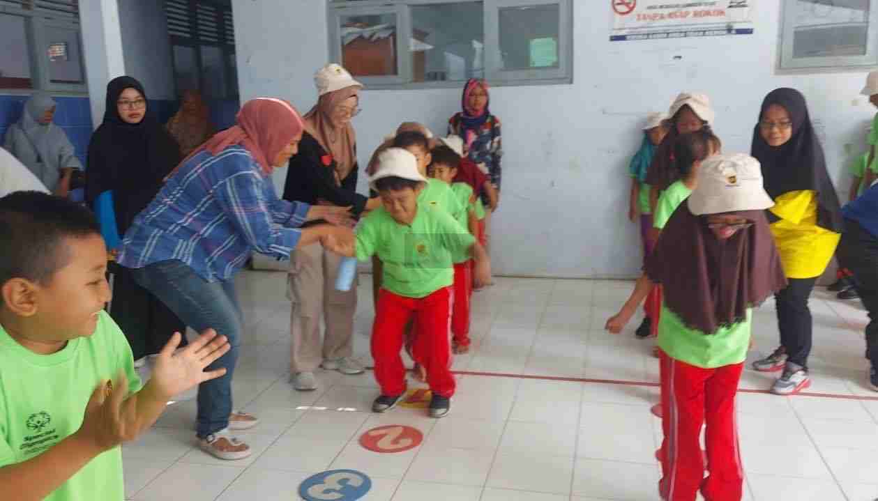 DPP Special Olympics Indonesia SOIna Menggelar Pelatihan di SLB