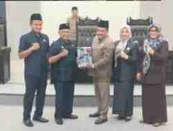 DPRD Kabupaten Blitar Gelar Paripurna Penjelasan KUA-PAS Kabupaten Blitar 2026 DPRD Kabupaten Blitar Gelar Paripurna Penjelasan KUA-PAS Kabupaten Blitar 2026