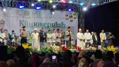 Semangat Swadaya Ratusan Warga! Kloposepuluh Sukses Gelar Maulid Nabi, Jadi Simbol Gotong Royong IMG 20250928 WA0000