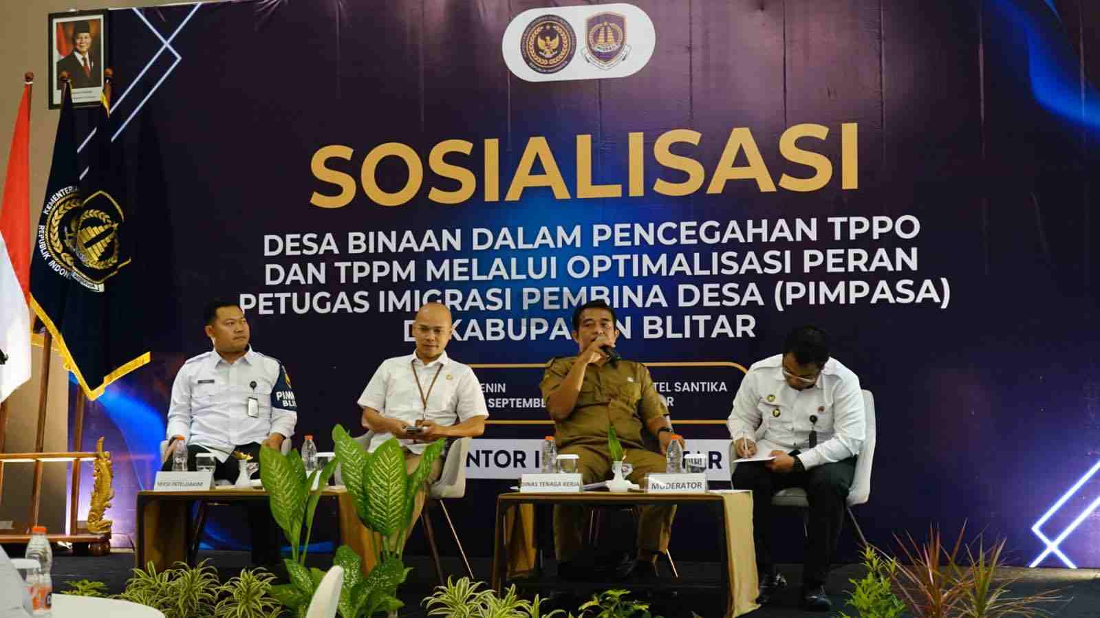 Perketat Pengawasan Tindak Pidana Perdagangan Orang, Kantor Imigrasi Blitar Ajak Camat dan Kades Imigrasi Blitar Gelar Sosialisasi Pengawasan TPPO