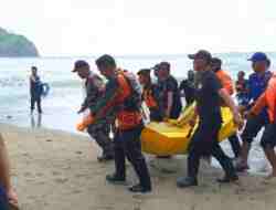 Nelayan Pencari Lobster di Pantai Watu Bale Ditemukan Meninggal Dunia Nelayan Pencari Lobster di Pantai Watu Bale Ditemukan Meninggal Dunia