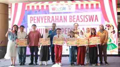 Ratusan Pemuda Galakkan Kampanye Perlindungan Anak di Panggung Festival Anak Surabaya 2025 Ratusan Pemuda Galakkan Kampanye Perlindungan Anak di Panggung Festival Anak Surabaya 2025