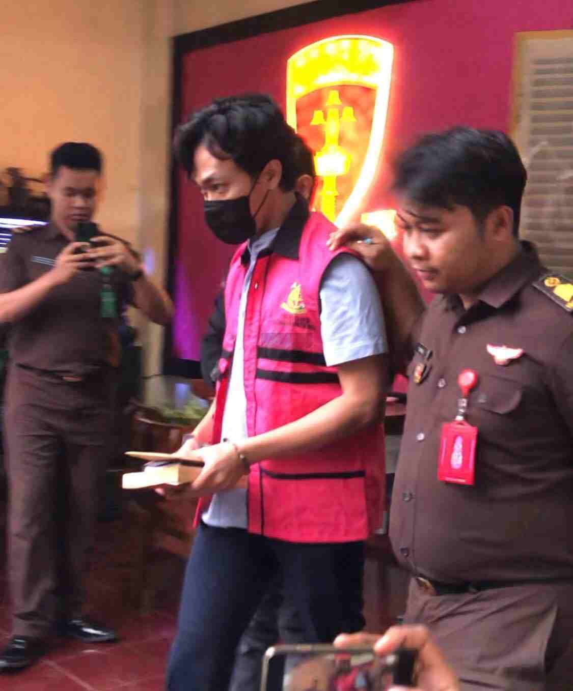 Kejari Kabupaten Blitar Tetapkan Gus AMZ Tersangka ke 7 Kasus Dugaan Korupsi Dam Kali Bentak