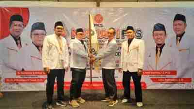 Pelantikan Ketua DPD PKS Purworejo Murwanto S.Pd . M.Pd . bersama jajaran pengurus di Magelang